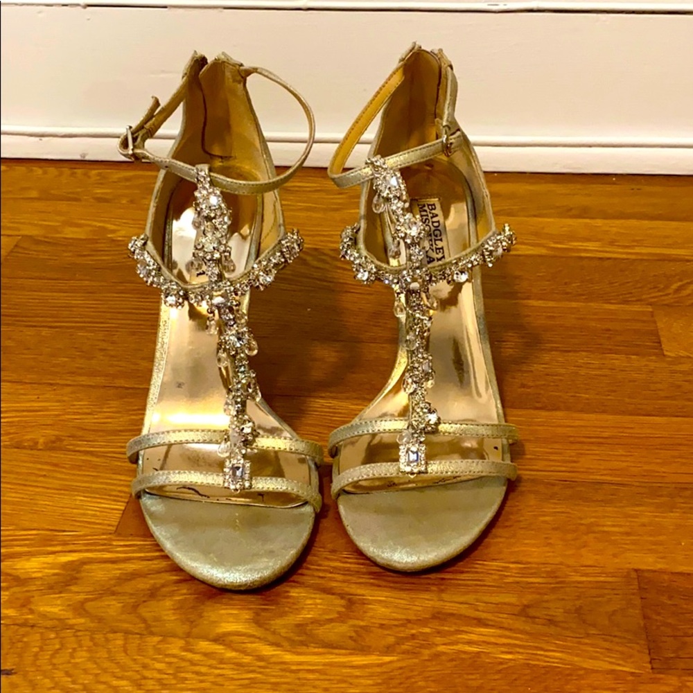 Badgley Mischka gold and beaded back zipper wedges